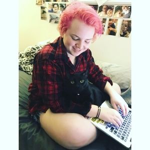 Meet your Posher, Isabel